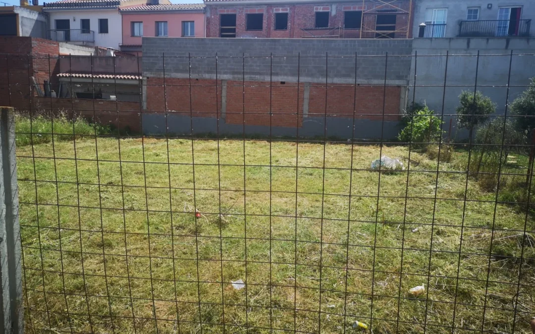 Terreny en venda a Vilafant a la zona de Les Forques